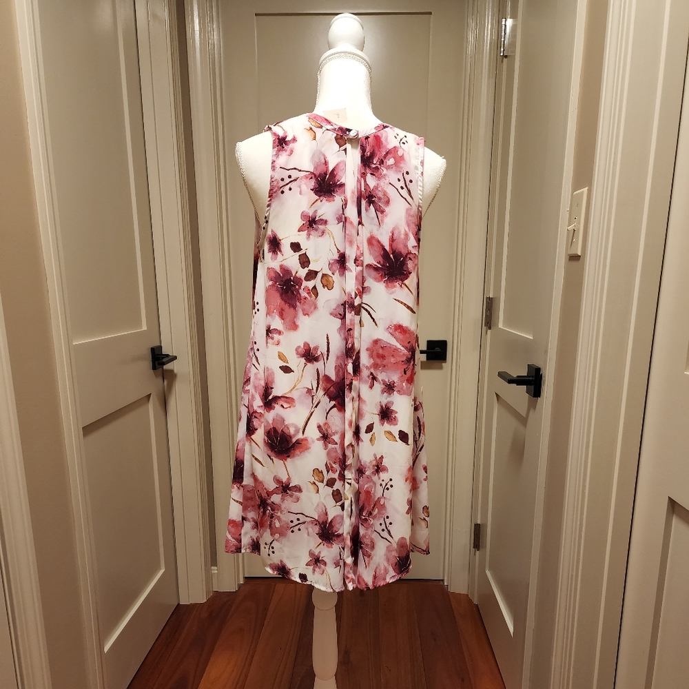 Dress,Size M, Impressions